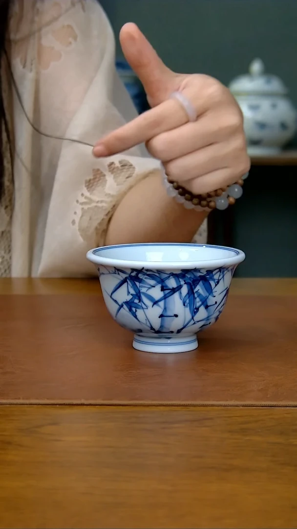 陶瓷写意竹子压手杯