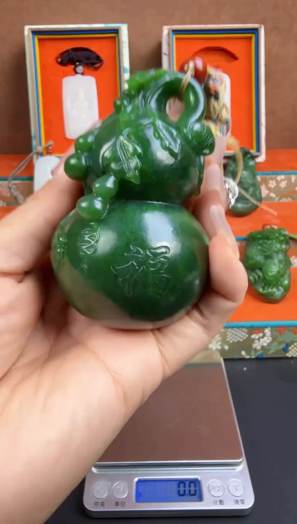 未镶嵌和田玉把件和田玉