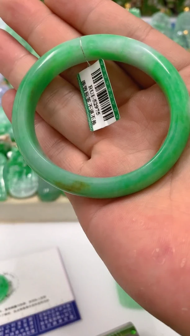 【闪购商品】翡翠吊坠(不含链)未镶嵌挂件