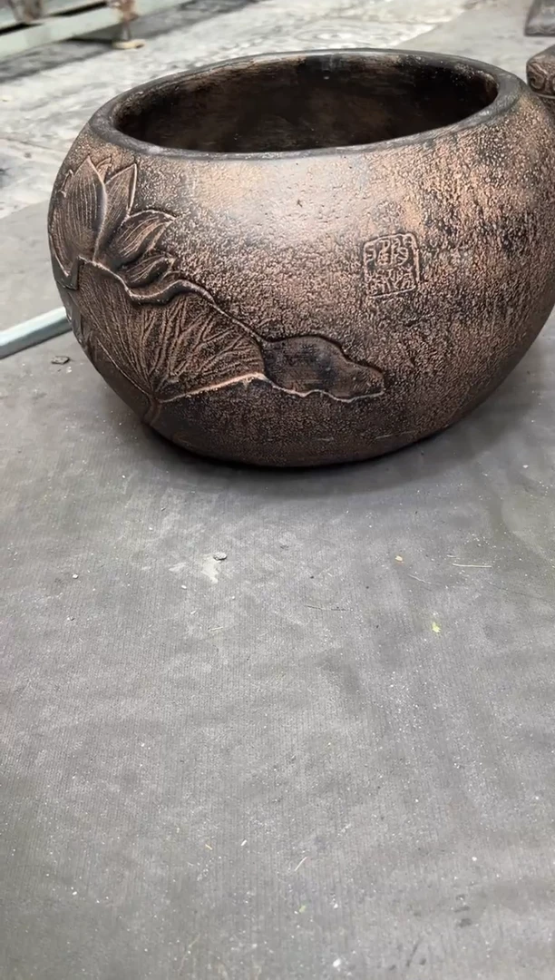 陶土【火山泥】荷缘缸