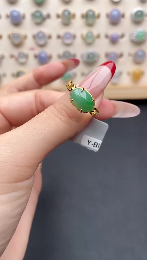 【闪购商品】翡翠戒指银S925镶嵌一物一证一礼盒