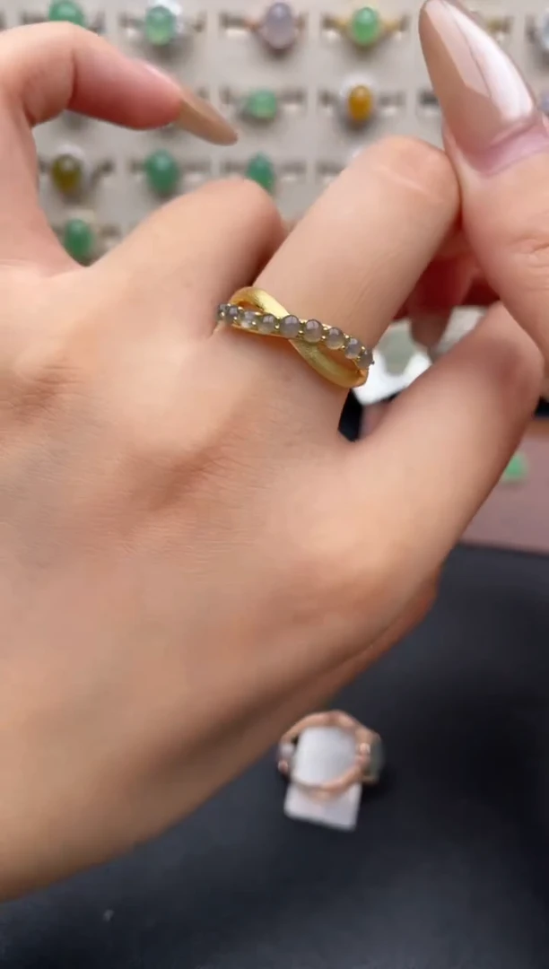 银S925镶嵌戒指翡翠一物一证一礼盒