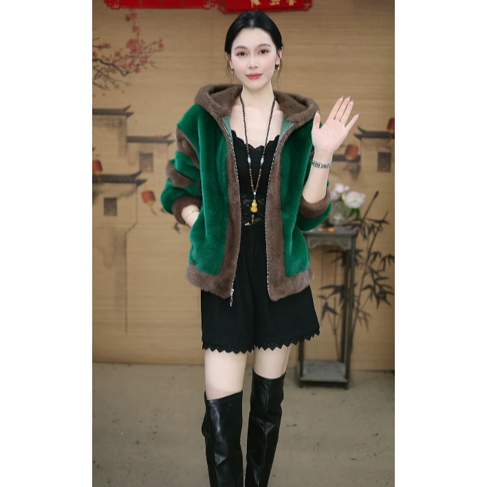 【蓝夫人家】短款外套显瘦气质秋冬款时尚25811