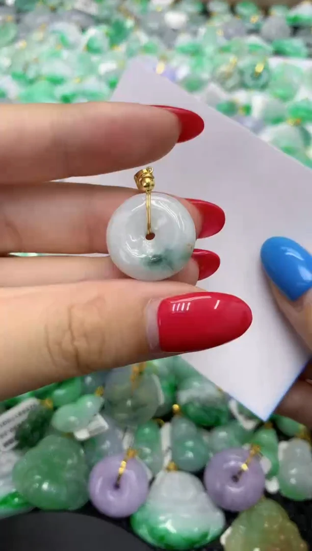 翡翠未镶嵌颈饰1111111111