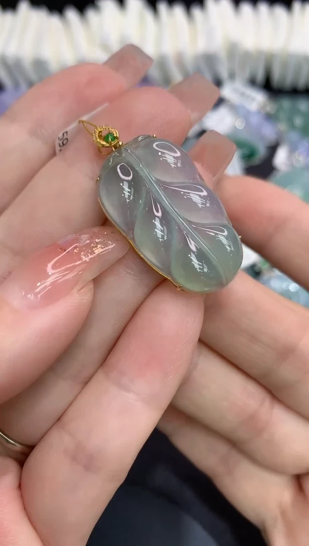 吊坠(不含链)18K金镶嵌翡翠1111111111111