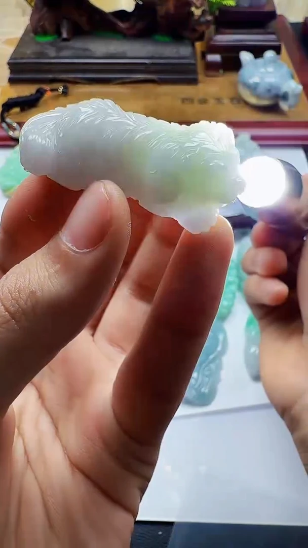 吊坠(不含链)未镶嵌翡翠1