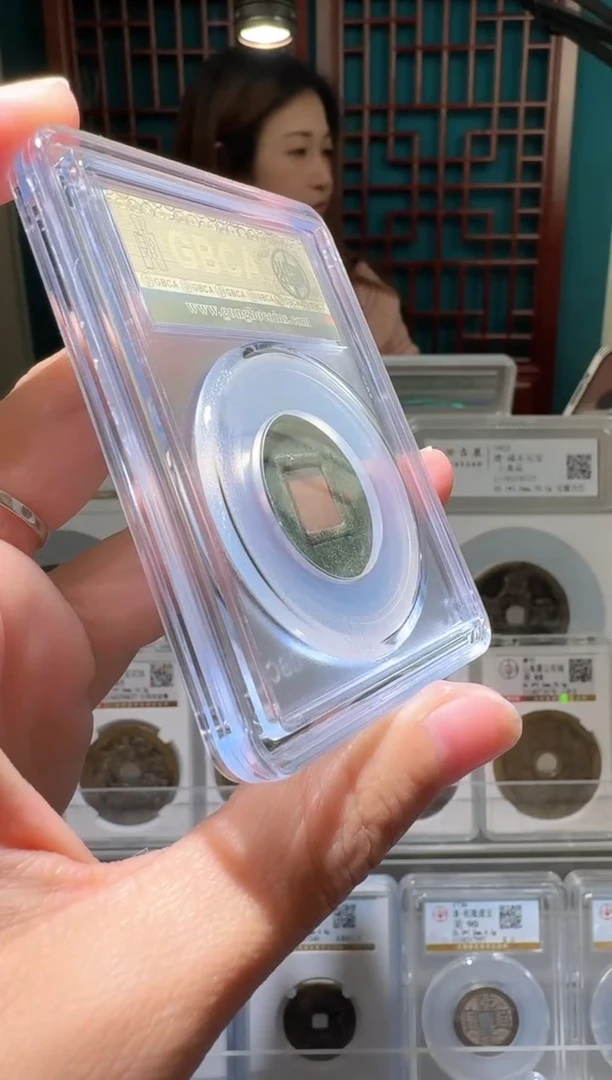 铜悟*nnwuzhu开盒不退不换0208