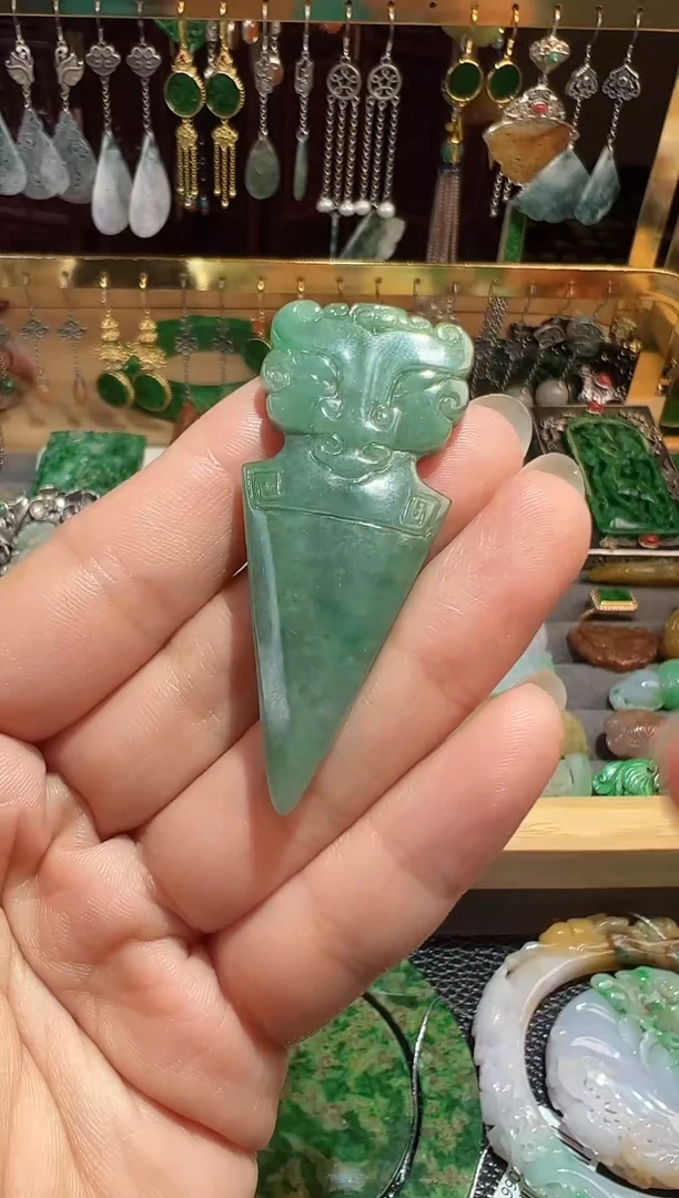 【闪购商品】翡翠挂件未镶嵌翡翠