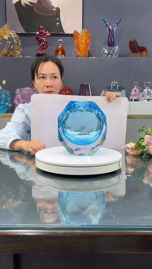 手工艺品琉璃 水晶琉璃花瓶1个