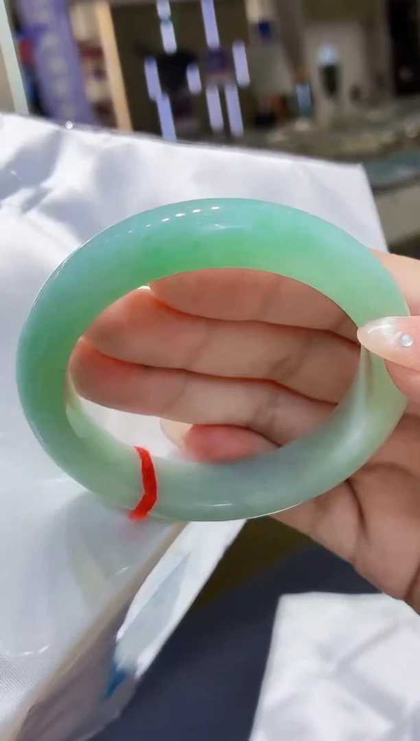 未镶嵌手镯翡翠翡翠手镯55