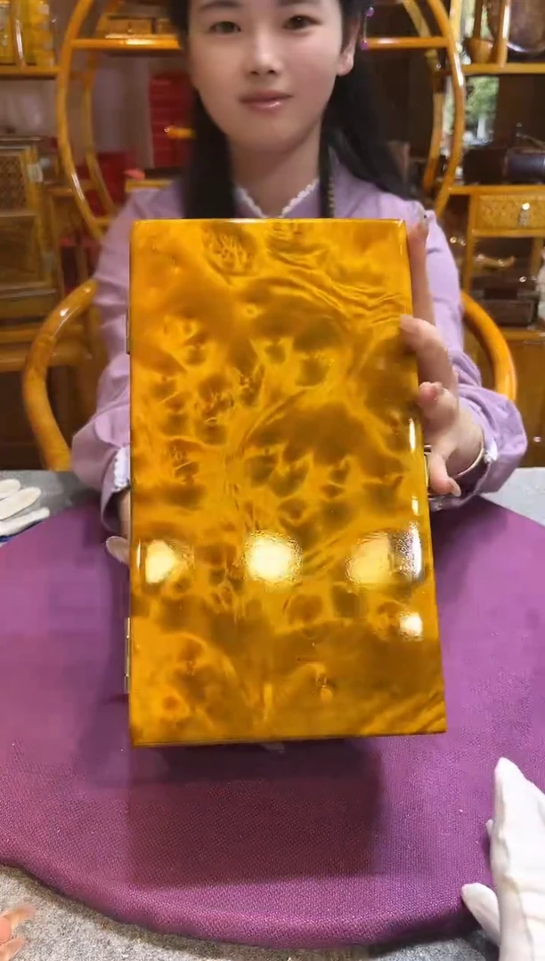 黄金色留疤大号文玩盒25公分