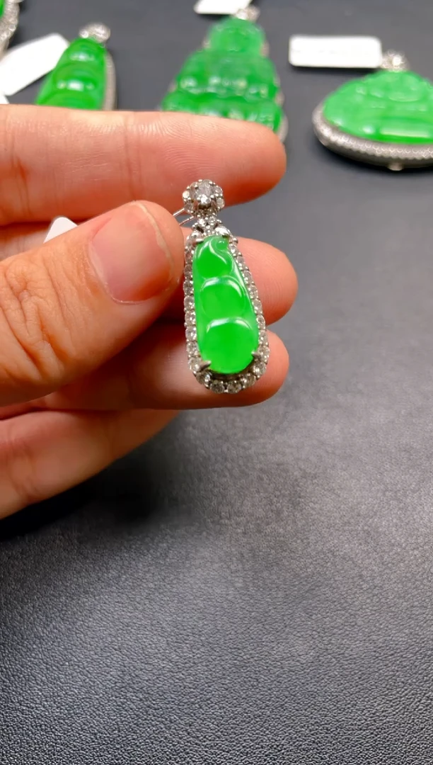 吊坠(不含链)银S925镶嵌翡翠吊坠