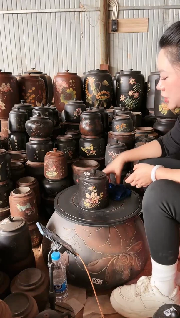 【闪购商品】壶瑕疵茶叶罐黑色100克 762