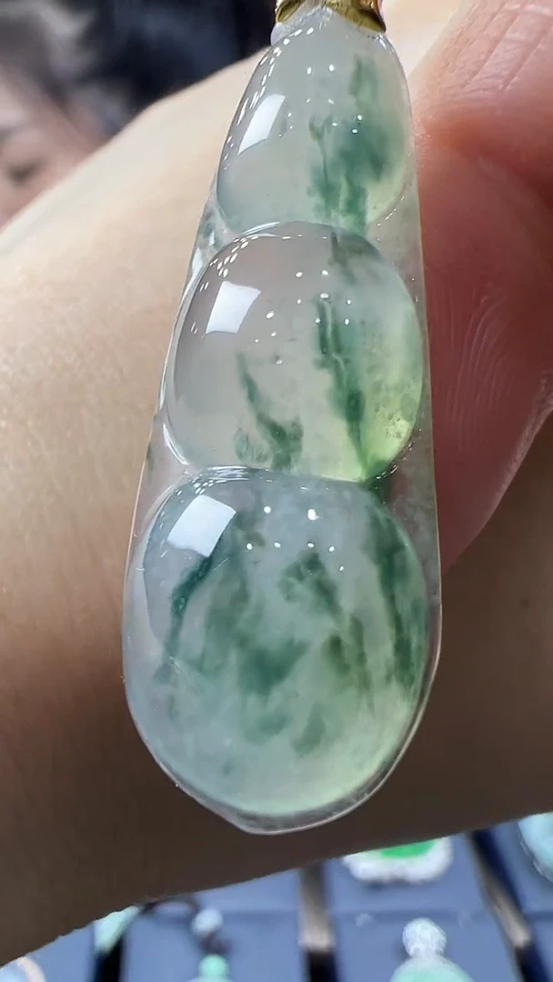 【闪购商品】翡翠挂件18K金镶嵌福豆 不含链