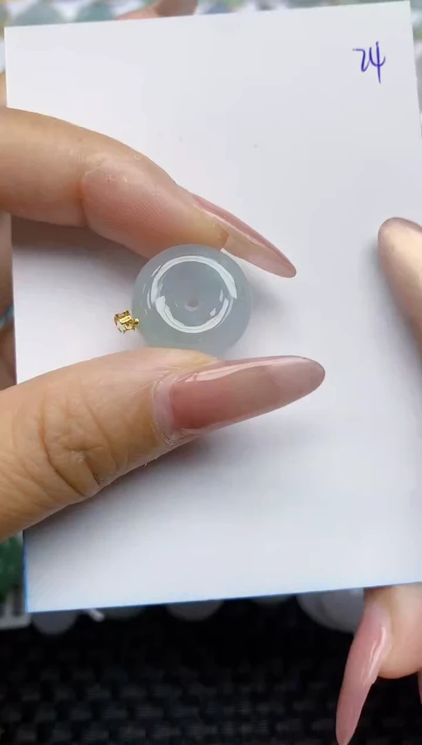 【闪购商品】翡翠颈饰18K金镶嵌天然A货翡翠 24