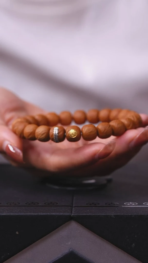 猴头核桃手串金标银腰带轻羽