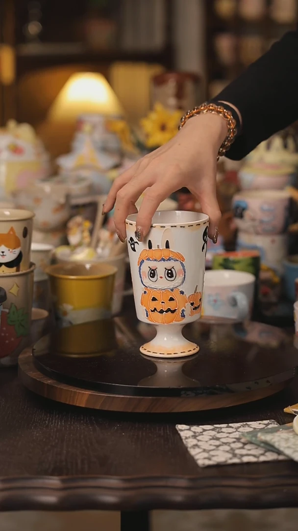 摆件景德镇釉下彩绘设计师款式陶瓷