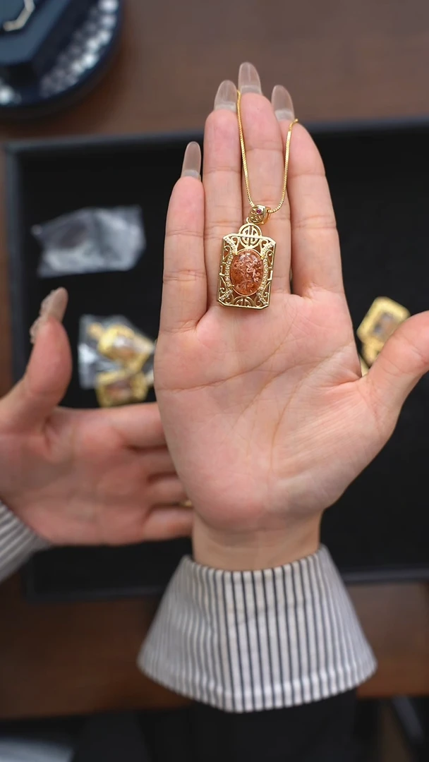 【闪购商品】水晶手链未镶嵌d048 四季幽灵吊坠多样性发一