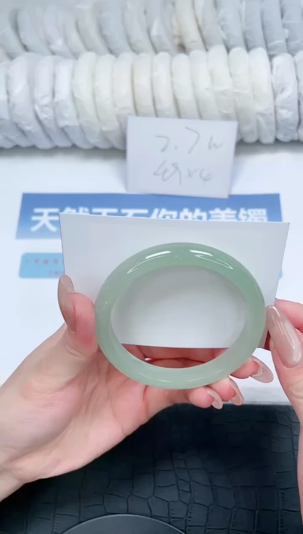 【闪购商品】石英质玉手镯未镶嵌O401-58.7