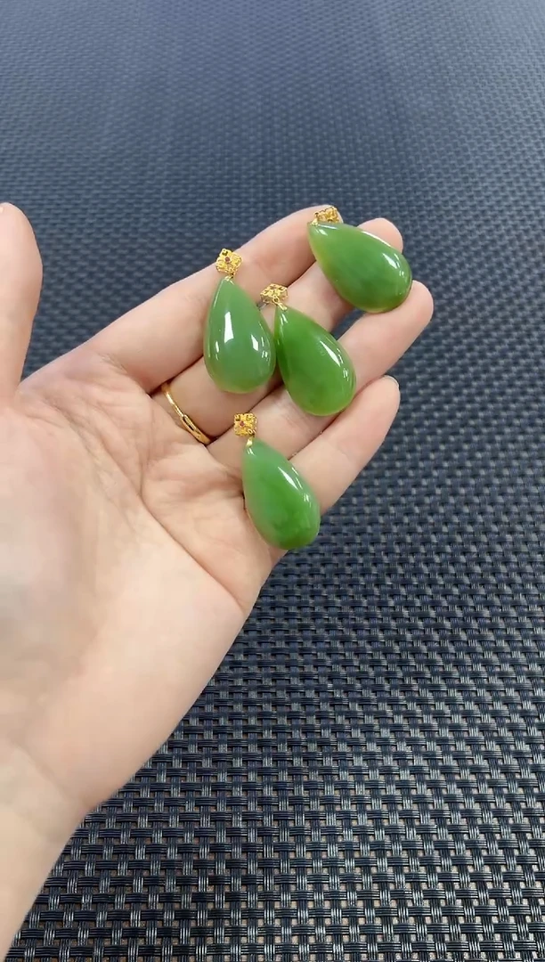 【闪购商品】和田玉挂件18K金镶嵌一个（多样性发一件）不带链