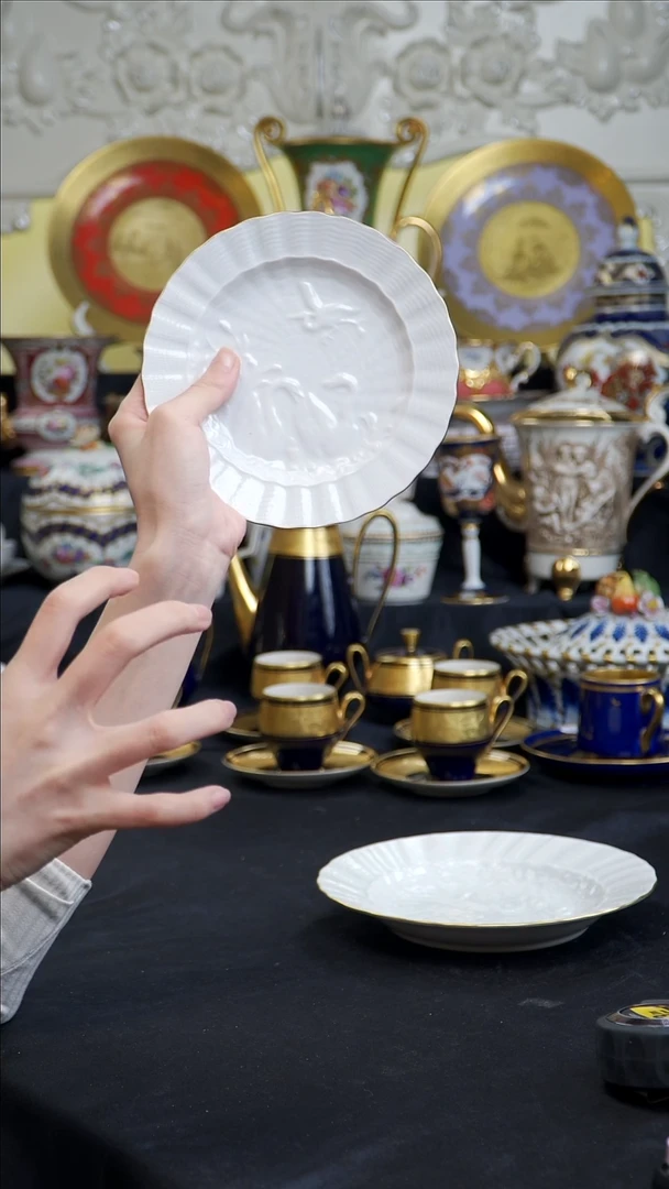 骨瓷婷婷中古器物如图所示123