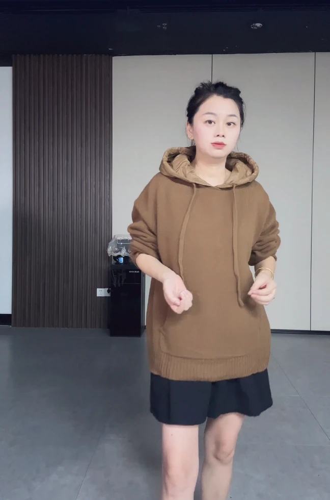 0104-11  女款休闲百搭全绵羊毛帽衫针织衫毛衫  CG  23160