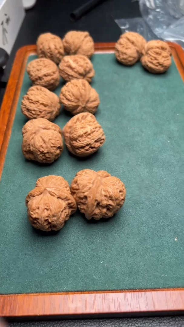 文玩核桃把件41元宝