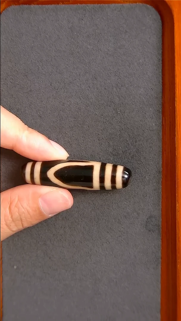 未镶嵌玛瑙/玉髓珠宝半成品上肯全手一眼靠山天珠12*48