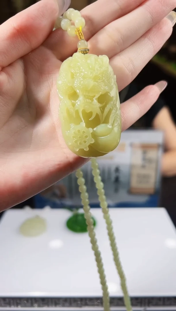 定制和田玉玉界匠心天然和田玉