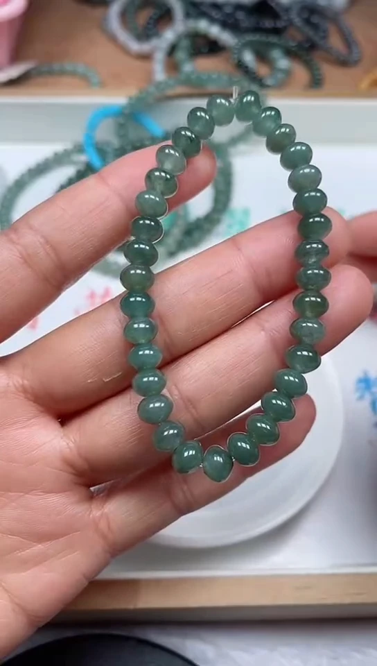【闪购商品】翡翠手链未镶嵌卡5*7