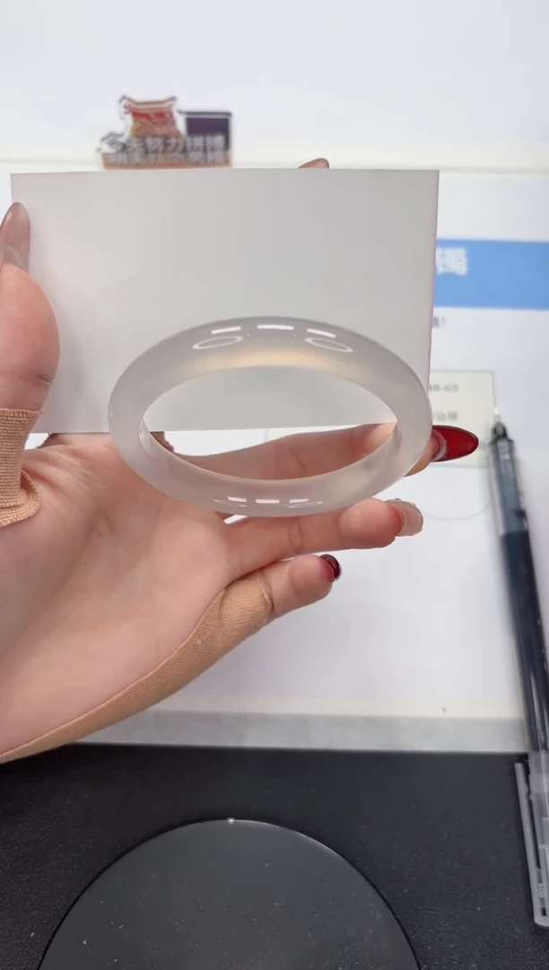 【闪购商品】石英质玉手镯未镶嵌A123-58.6