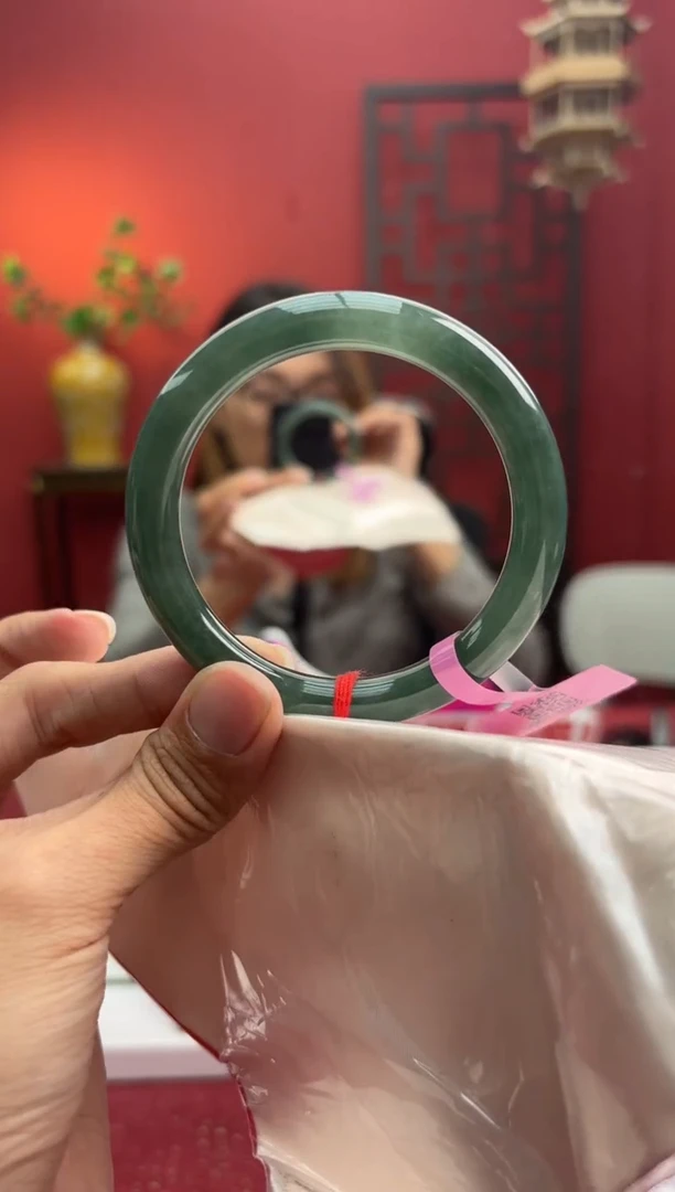 未镶嵌手镯（圆镯）翡翠翡翠手镯2