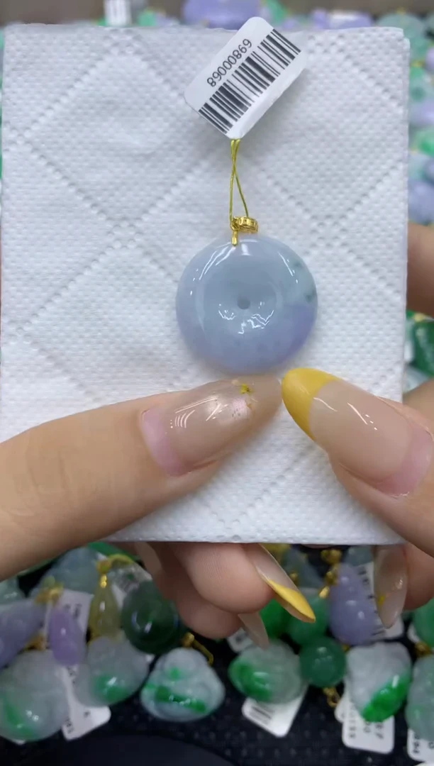 颈饰未镶嵌翡翠天然缅甸翡翠A货