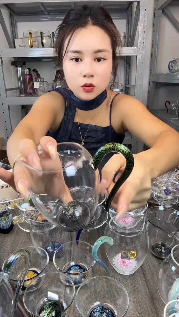 手工艺品玻璃盟****品禾器黑星空怡然 普通盒