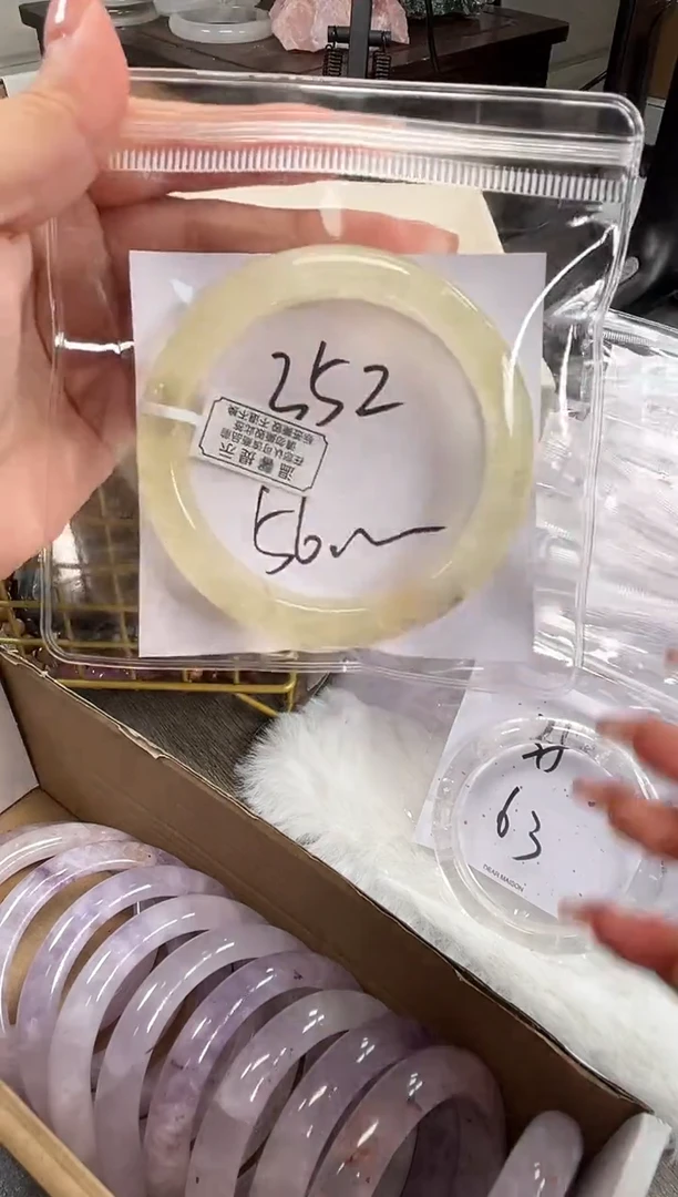 水晶手镯未镶嵌352号福利款默认微瑕