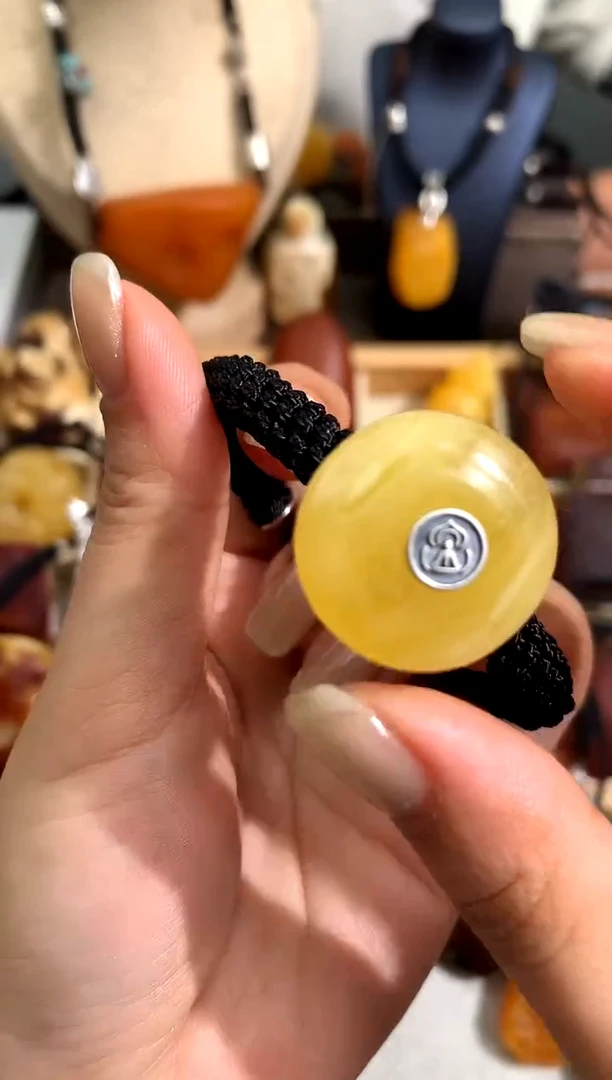 【闪购商品】蜜蜡裸石未镶嵌似玉