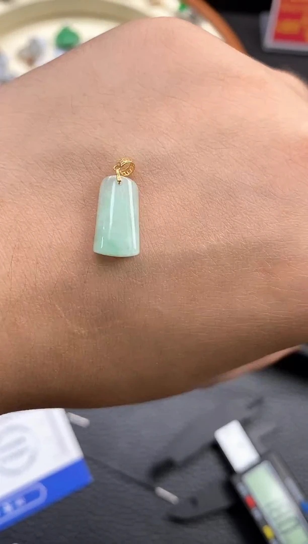 颈饰18K金镶嵌翡翠天然a货缅甸翡翠成品多样性发其一不含链子19