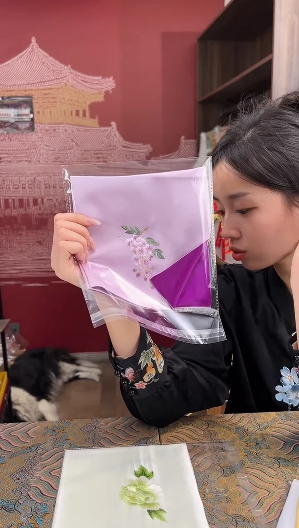 【闪购商品】刺绣苏绣手工刺绣100桑蚕丝手帕