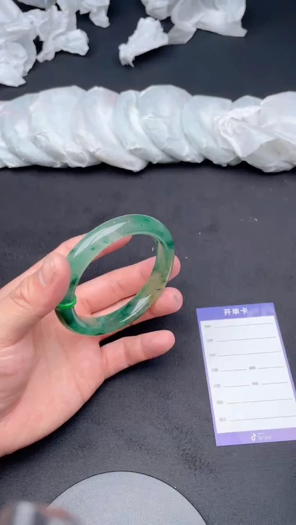 石英质玉（非洲翠）手镯未镶嵌非洲翠拍一发一47