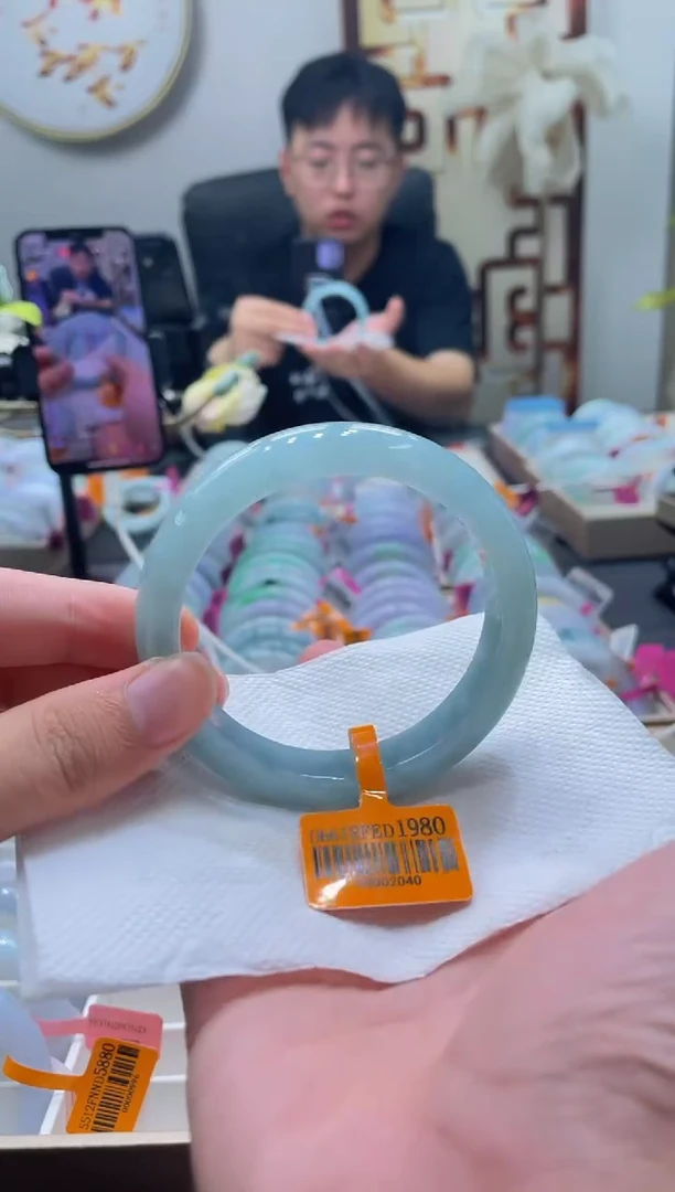 未镶嵌手镯翡翠120-61