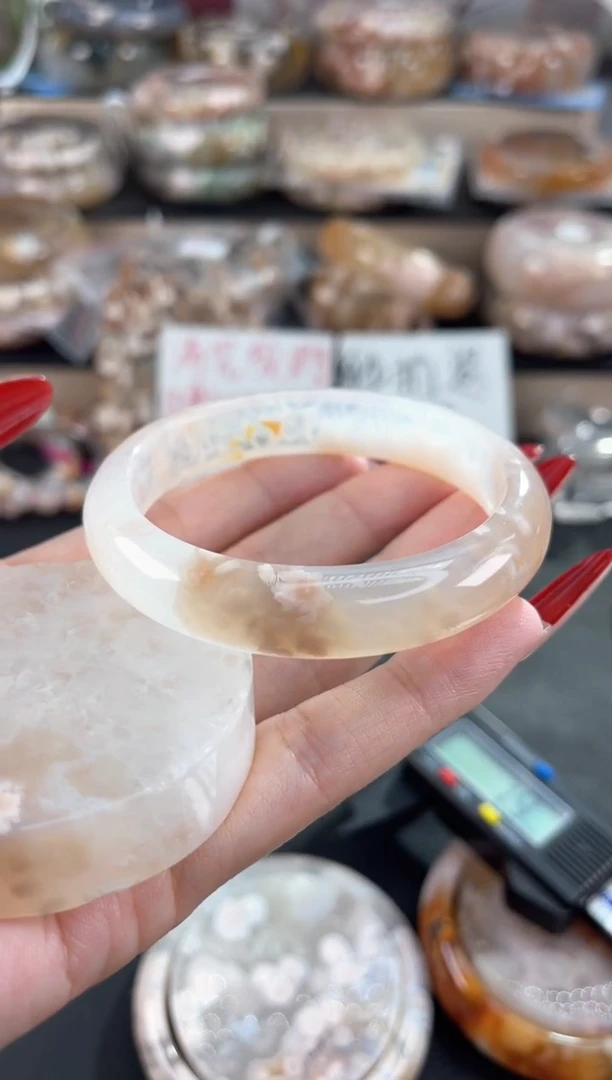 未镶嵌手镯石英质玉天然樱花手镯（镯心赠品不保证完美）55