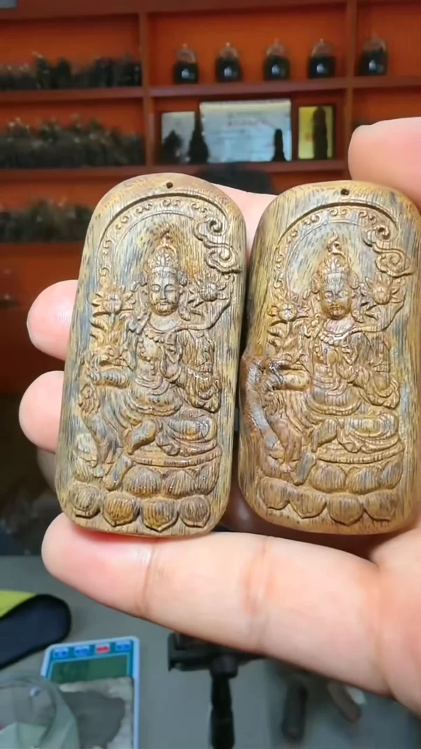 沉香手把件116号沉水22g多样性发一