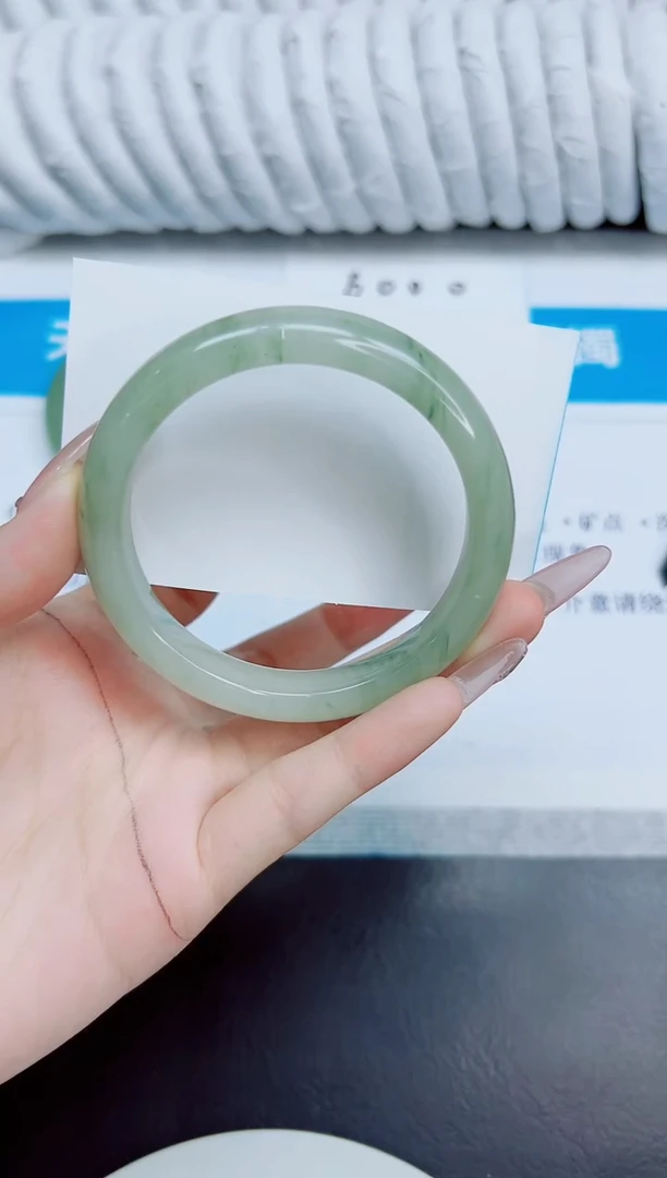 未镶嵌手镯石英质玉85/58