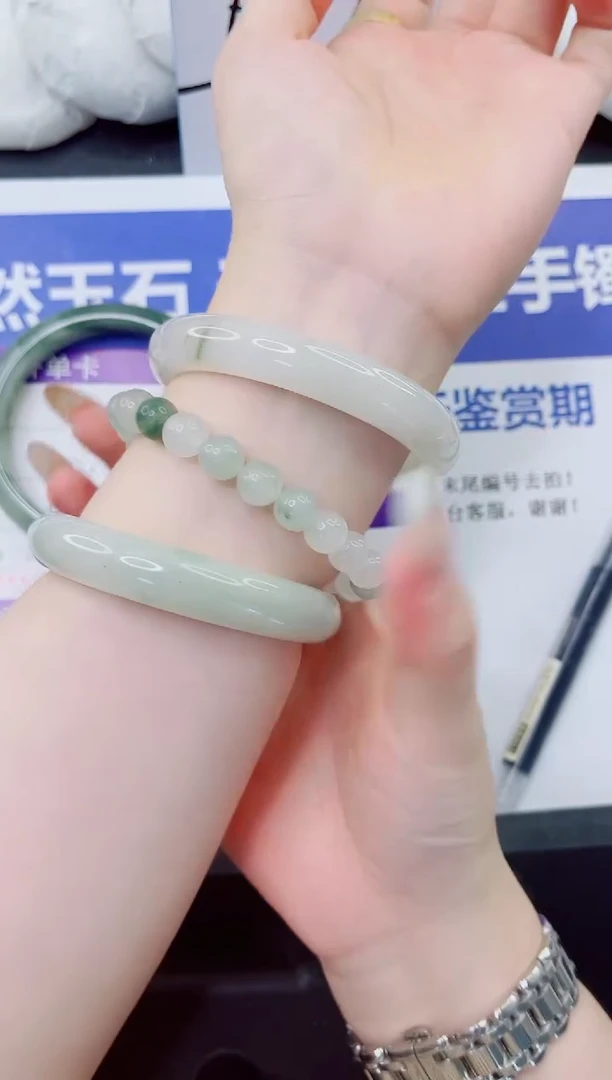 石英质玉手镯未镶嵌123-55