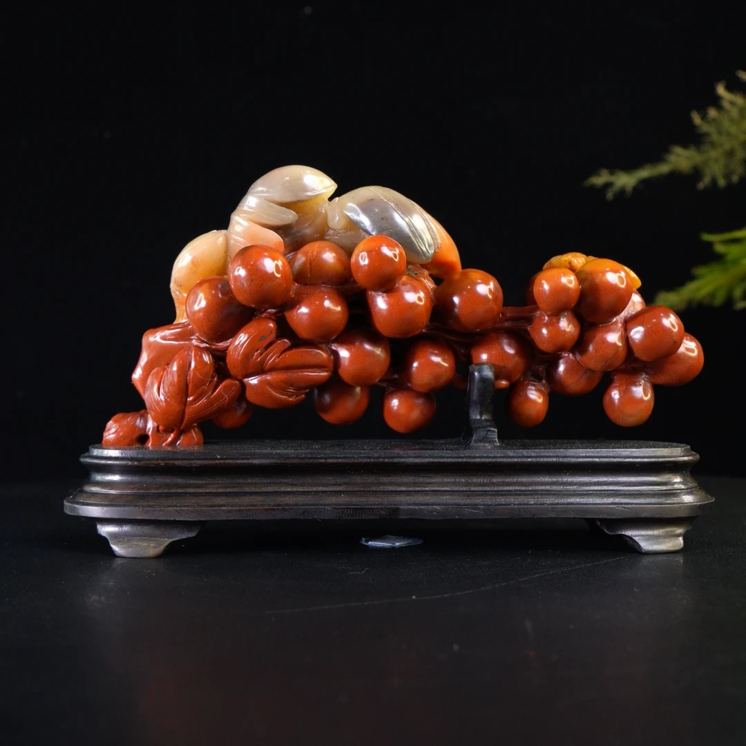 Lot.4.寿山石五彩高山多子多福摆件128.7克12.5x6.3x7cm，2DU