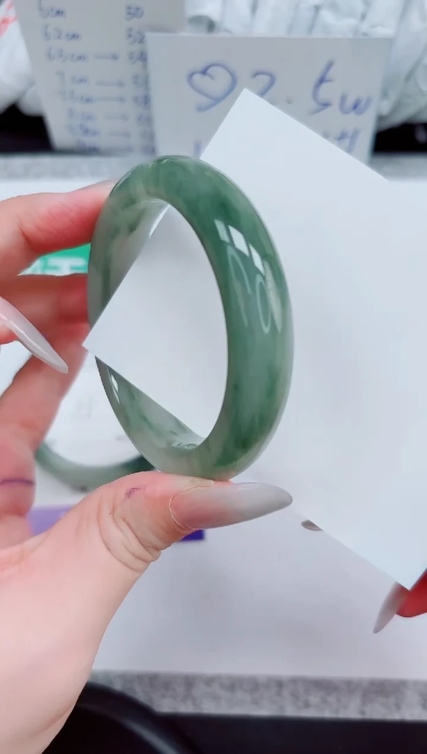 石英质玉手镯未镶嵌106-51.9