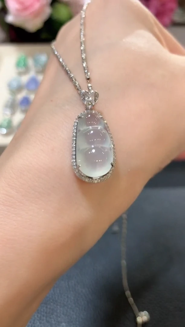 吊坠(不含链)18K金镶嵌翡翠z129