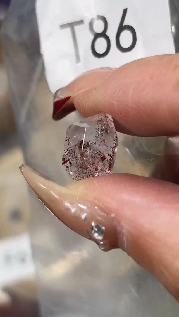【闪购商品】水晶手串未镶嵌T86金草莓双尖
