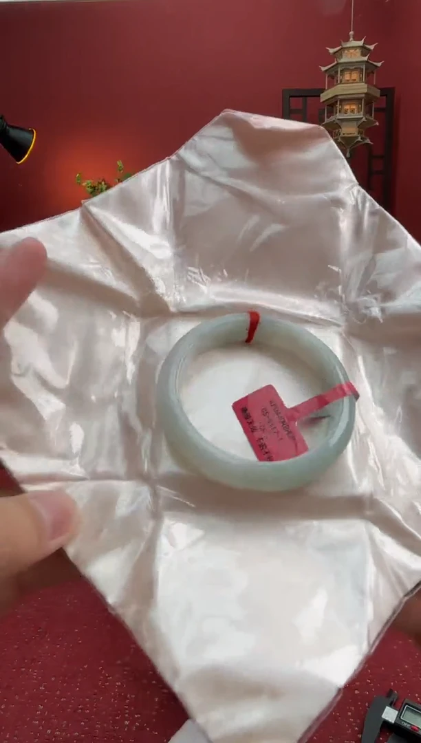 未镶嵌手镯翡翠翡翠手镯3