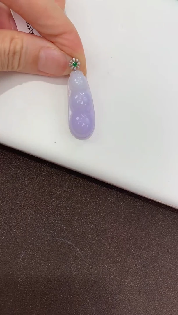 翡翠18K金镶嵌吊坠(赠链)天然缅甸a货翡翠